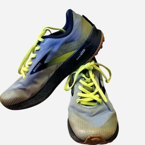 Brooks womens DNA Flash gray running athletic shoes